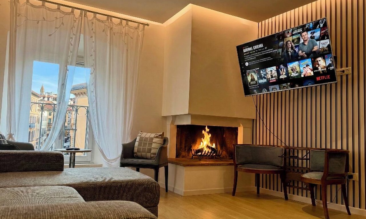 Assisi Apartment | Respiro, a charming home with a fireplace and no stairs