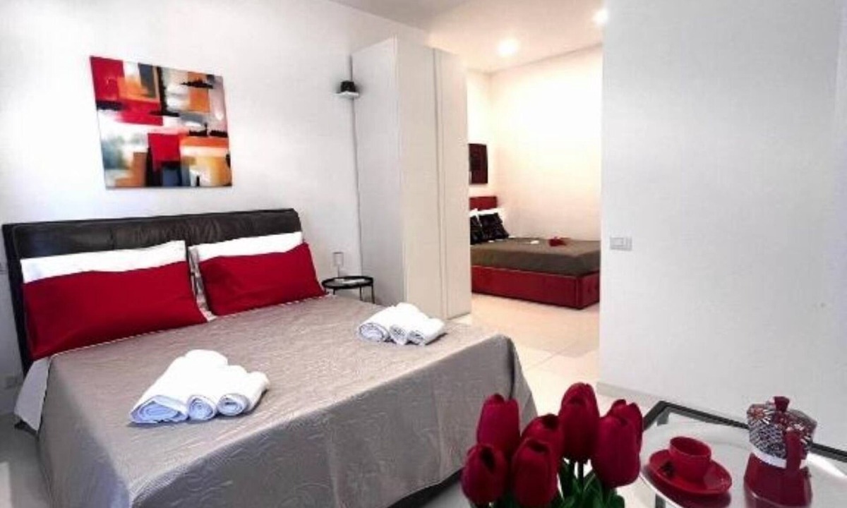 Fiumicino Apartment | ROMA AIRPORT SKY Apartments - ROYAL APARTMENT