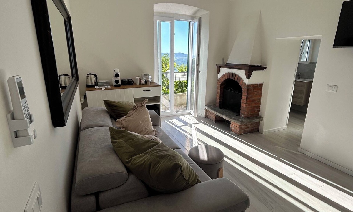 Manciano House | Romantic retreat with a private panoramic terrace near the Saturnia Hot Springs
