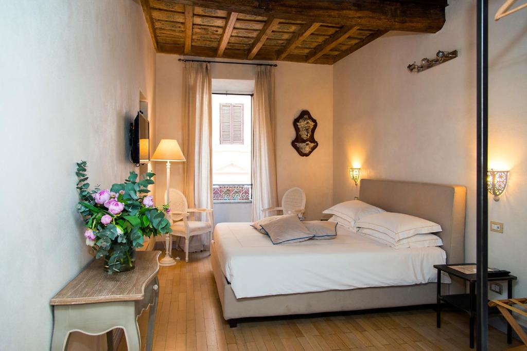 Rione III Colonna House | Rome Frattina27