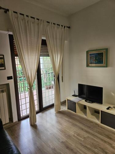 Cassia Apartment | ROME HOLIDAY QUIET AND CONFORTABLE APARTMENT