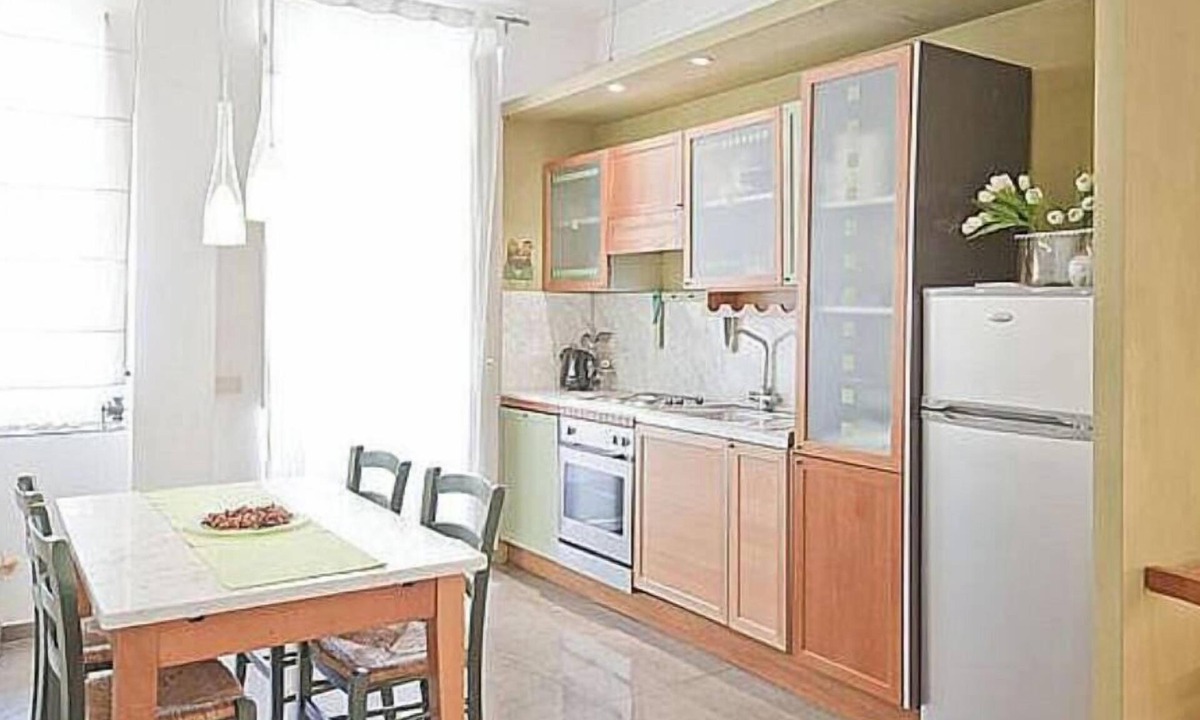 San Giovanni Apartment | Rome: Lovely and cheap flat in the central area Appio -San Giovanni