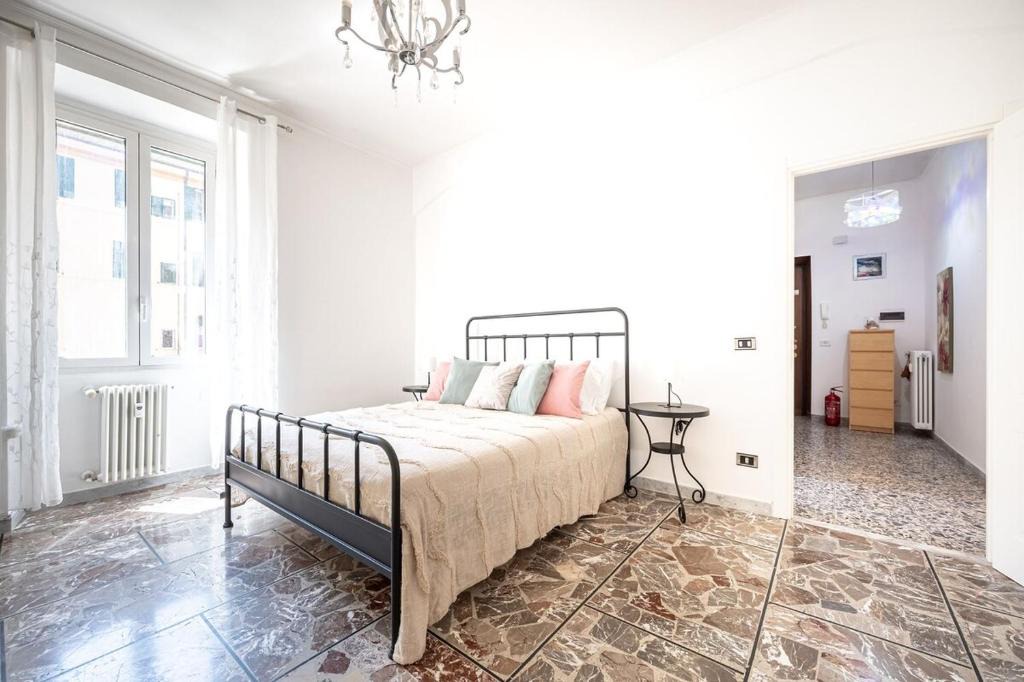 Pigneto Apartment | Rome Sweet Home I Elegance and Authenticity