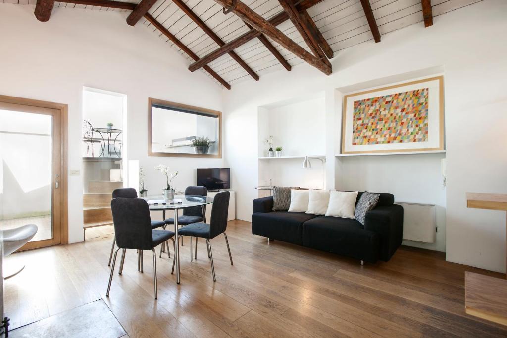 Rione IV Campo Marzio Apartment | RomeAsYouLike - Babuino Sweet Loft