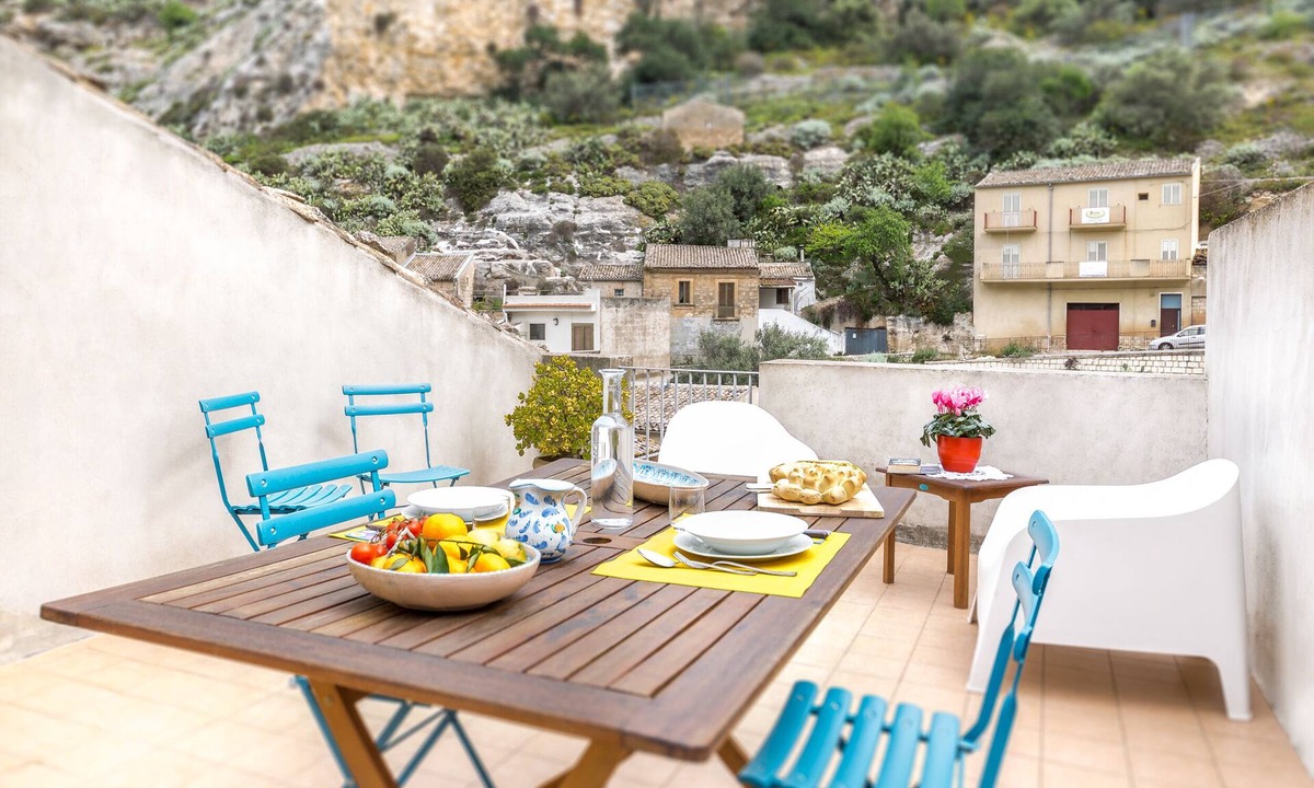 Scicli House | Rooftop house in the center, 2/4 guests, free illimited WIFI, free parking
