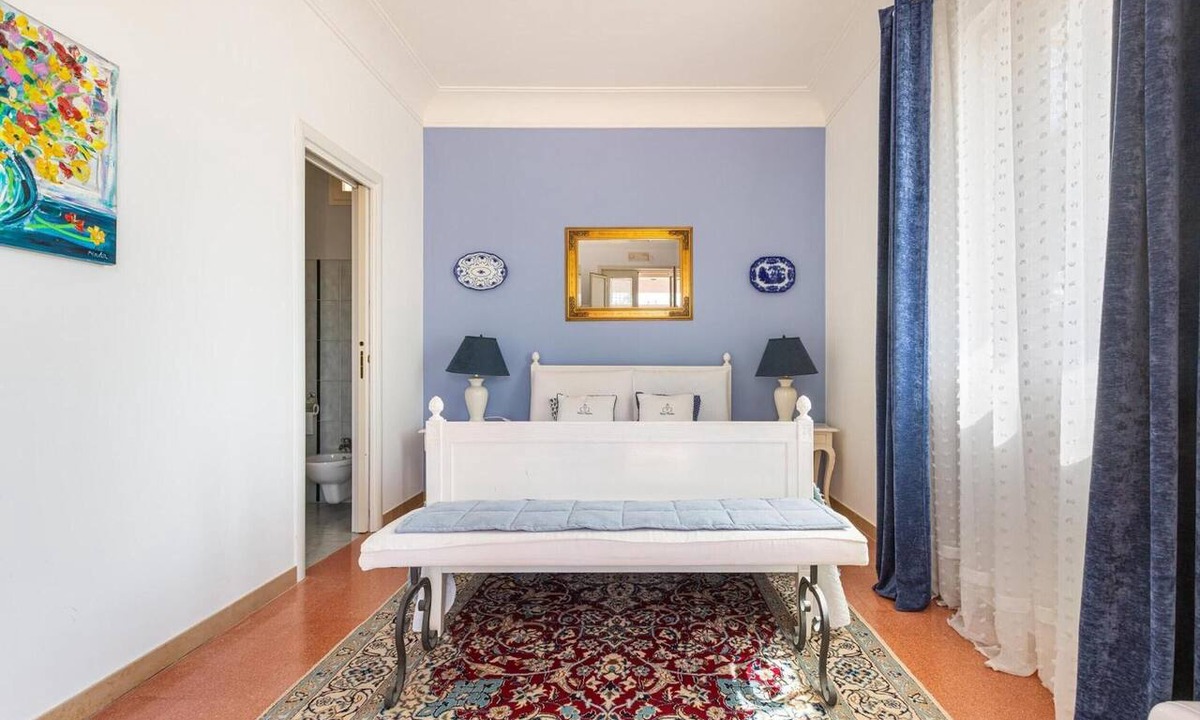 Francavilla Fontana Apartment | Room 'Il Casino Casalino, Luna' with Shared Pool, Wi-Fi and Air Conditioning
