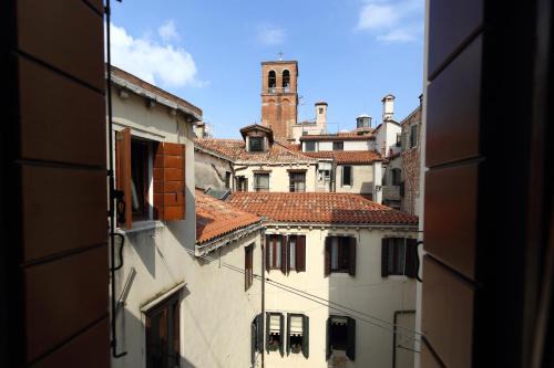 San Marco Apartment | Ross' house 2