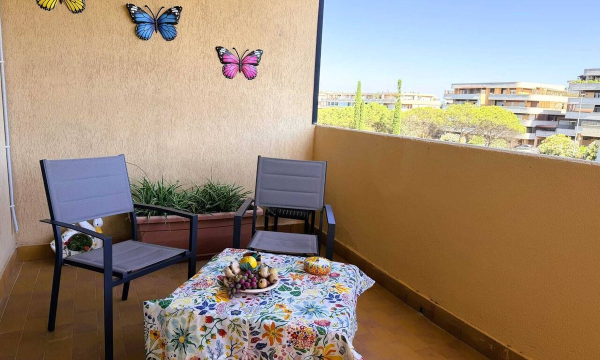 Zona XXXIII Acilia Sud Apartment | Rosy's Garden, between Rome's EUR district and the sea at Ostia