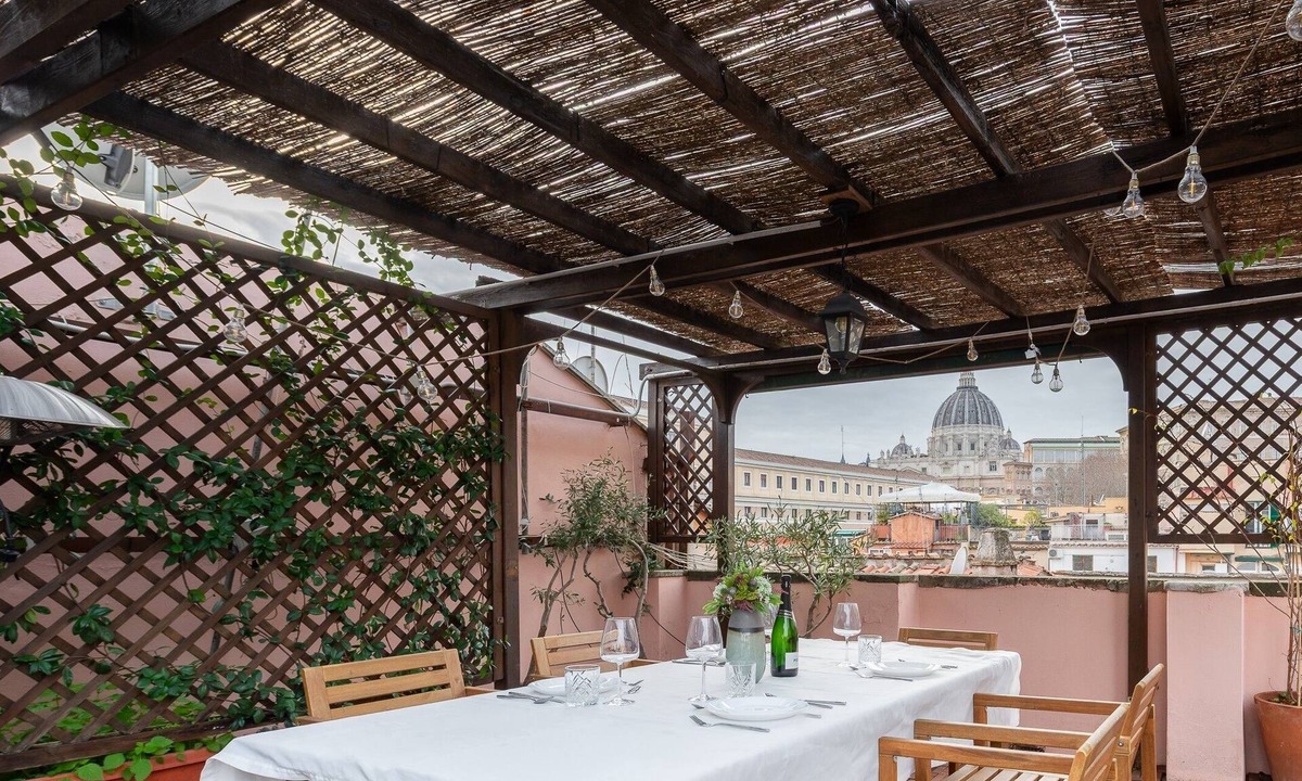 Rione XIV Borgo Apartment | Saint Peter view, Palline Apartment
