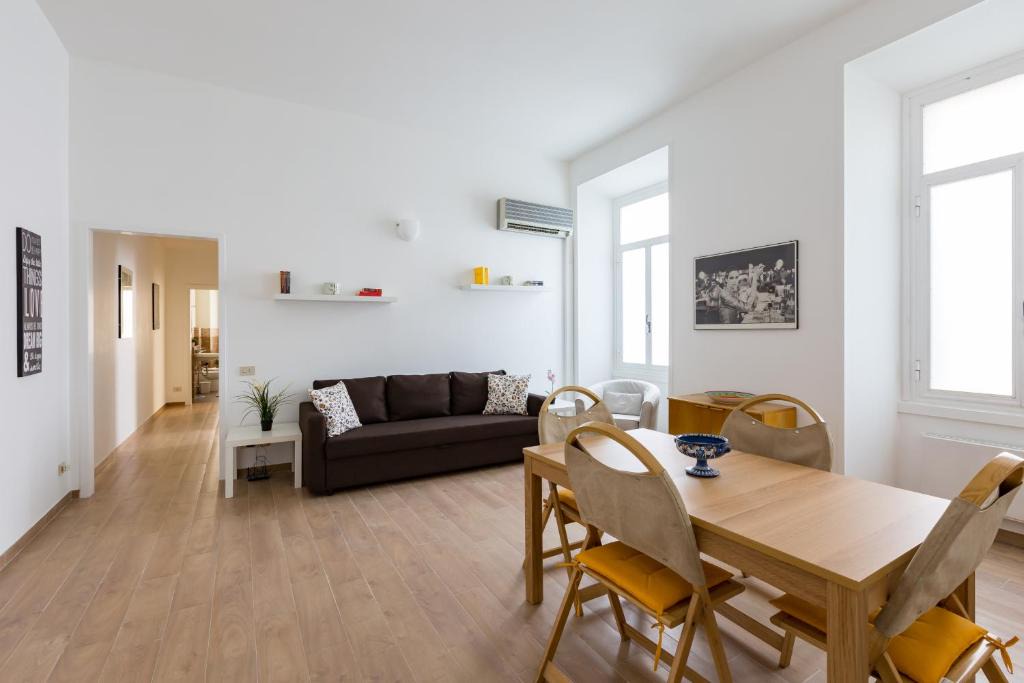 Monti Apartment | Santa Maria Maggiore Apartment