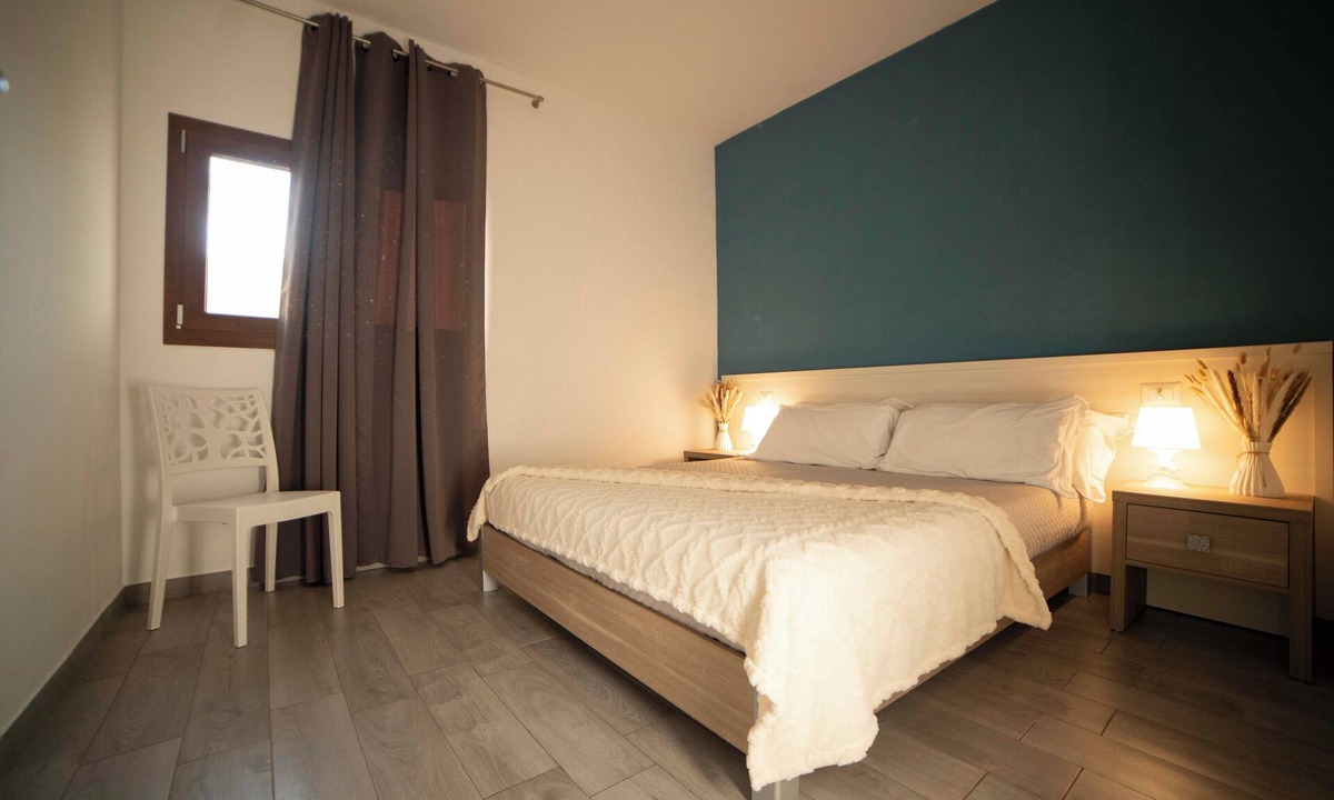Mattinata House | "saracena" Holiday Home with Beach and Swimming Pool