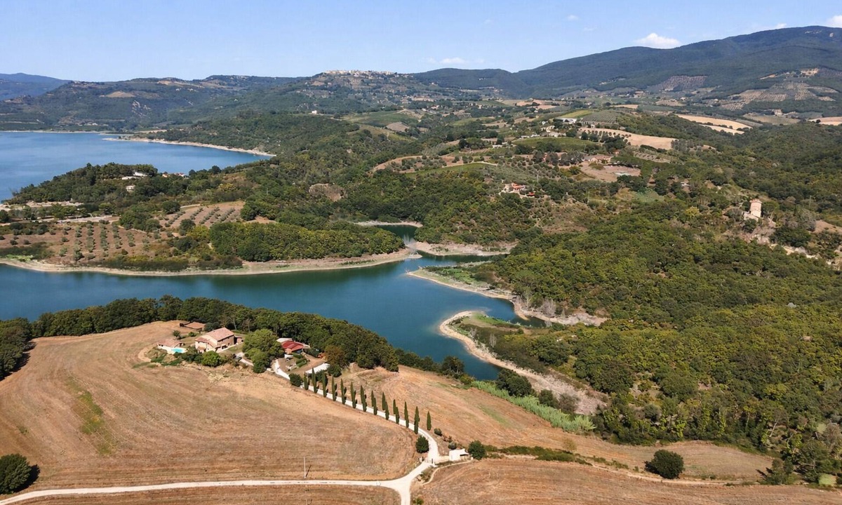 Corbara Apartment | SCAPPO IN UMBRIA, Casale al Lago
