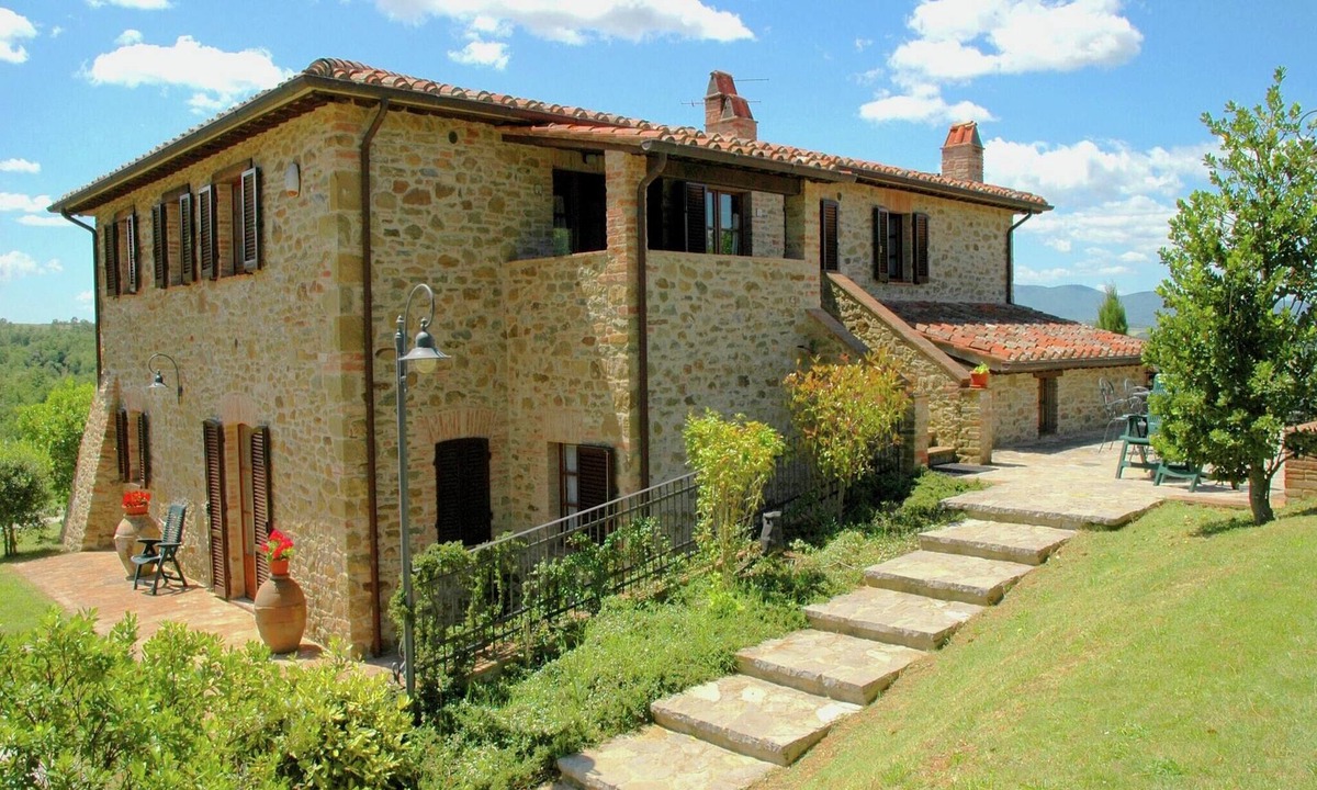 Popoltaio-Schiacciato House | Scenic Farmhouse with Pool