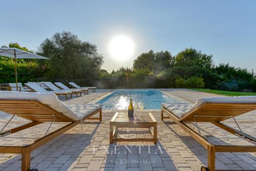 Isola Villa | Sea View Villa with Pool facing Ortigia, Etna View