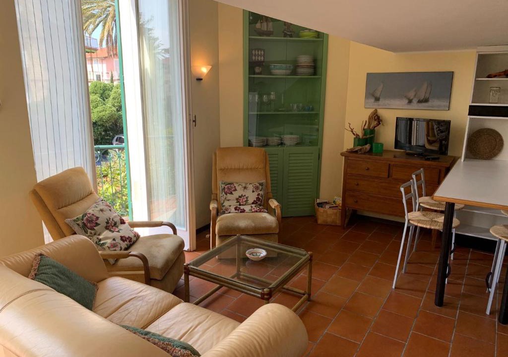Bordighera Apartment | Seaside
