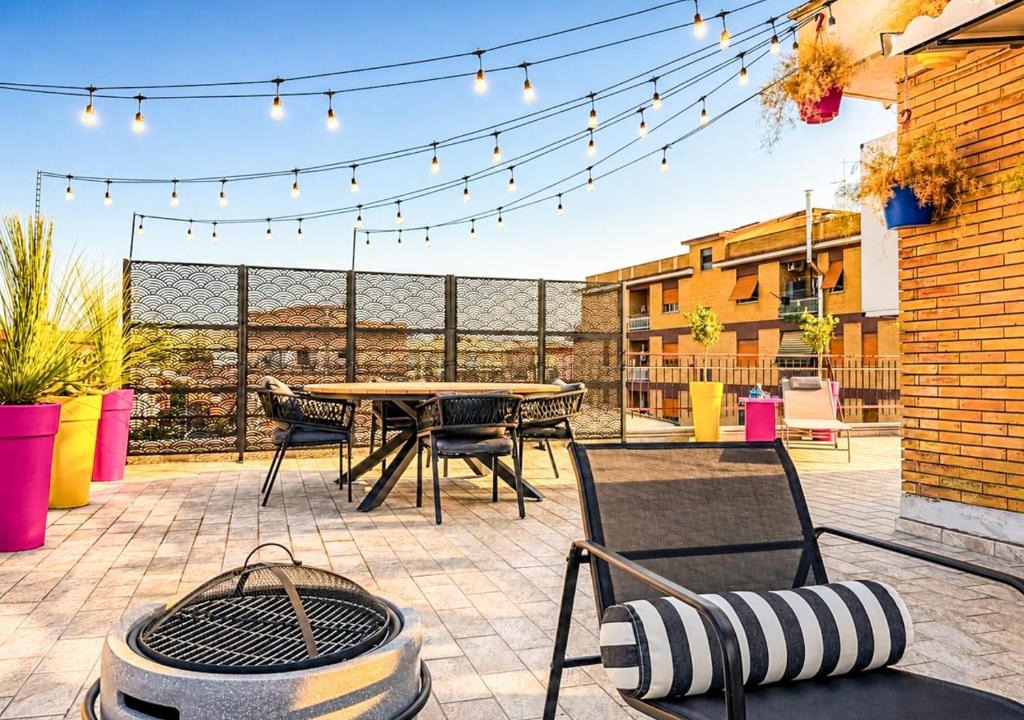 Zona XVI Torrenova Apartment | Secret Rooftop Suite - Tor Vergata Metro C