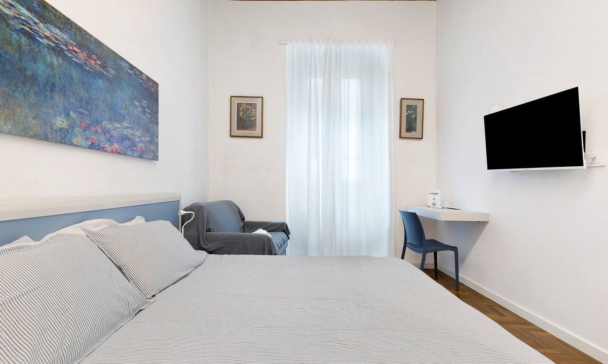 Prato Apartment | 'Ser Lapo - Dimora Ser Lapo' with Wi-Fi and Air Conditioning