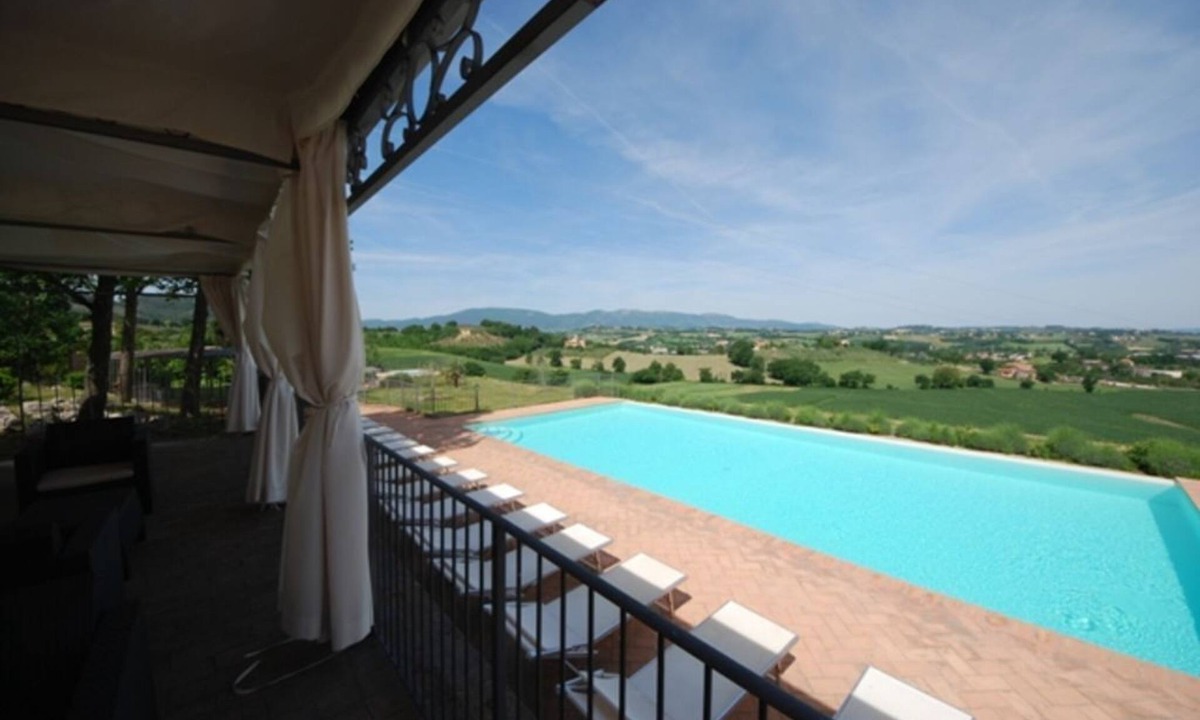Spoleto Apartment | Spoleto By The Pool, apt.2 - marvellous view, only 0,7 miles from the old tow