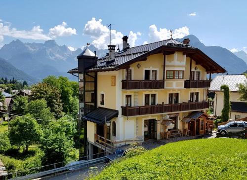 Voltago Agordino Hotel | Stella Alpina