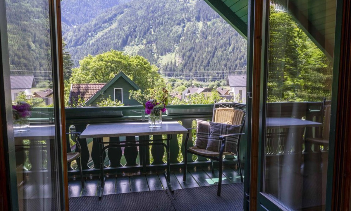 Obervellach House | Studio - Halbpension - Landhotel Pacher