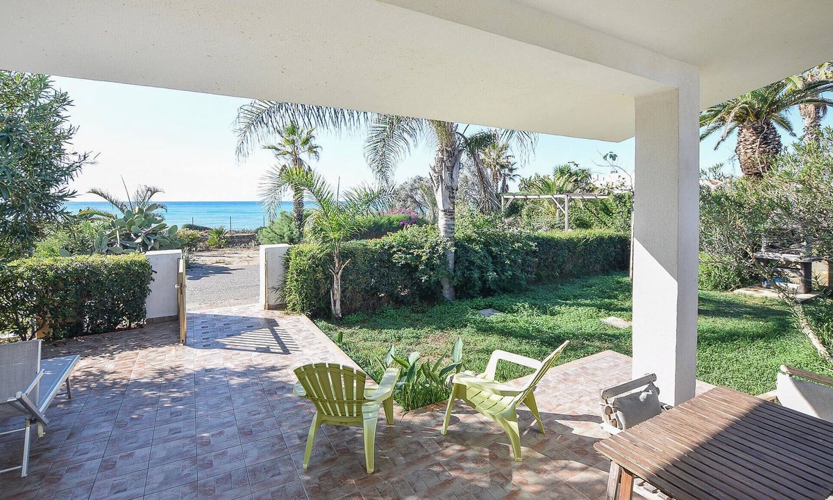 Punta Braccetto House | Stunning home in Santa Croce Camerina with WiFi
