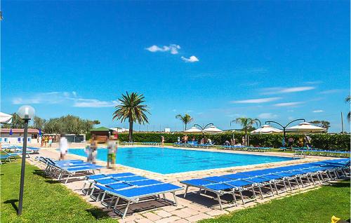 Lido di Tarquinia House | Stunning Home In Tarquinia With Swimming Pool