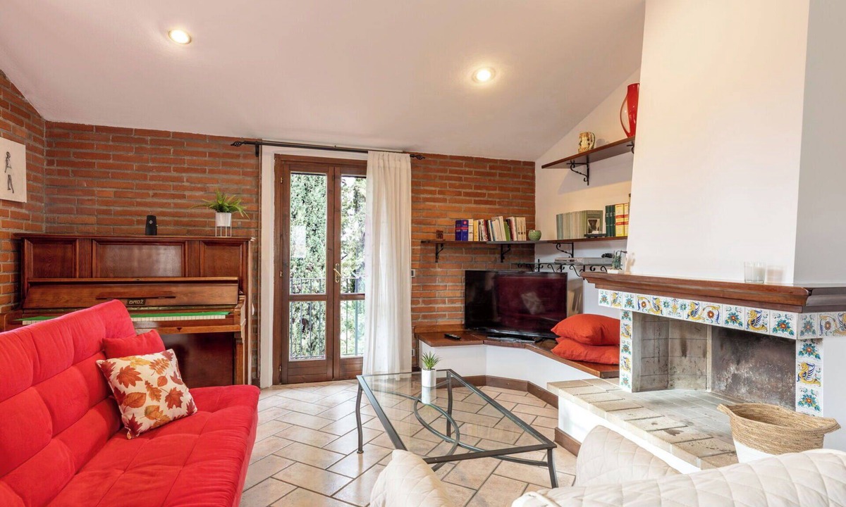 Montelaguardia House | Stunning villa for 6 people with WIFI, A/C, TV, balcony and panoramic view