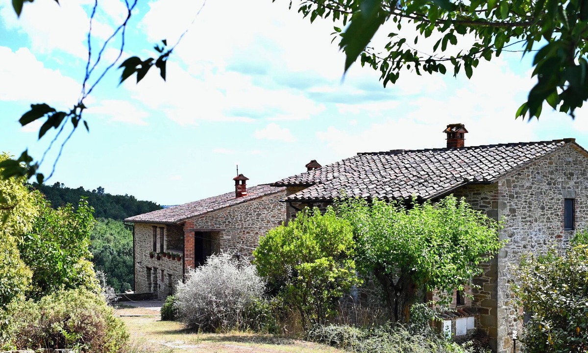 Teverina di Cortona Apartment | Stylish and sustainably furnished vacation apartment in the green heart of Umbria