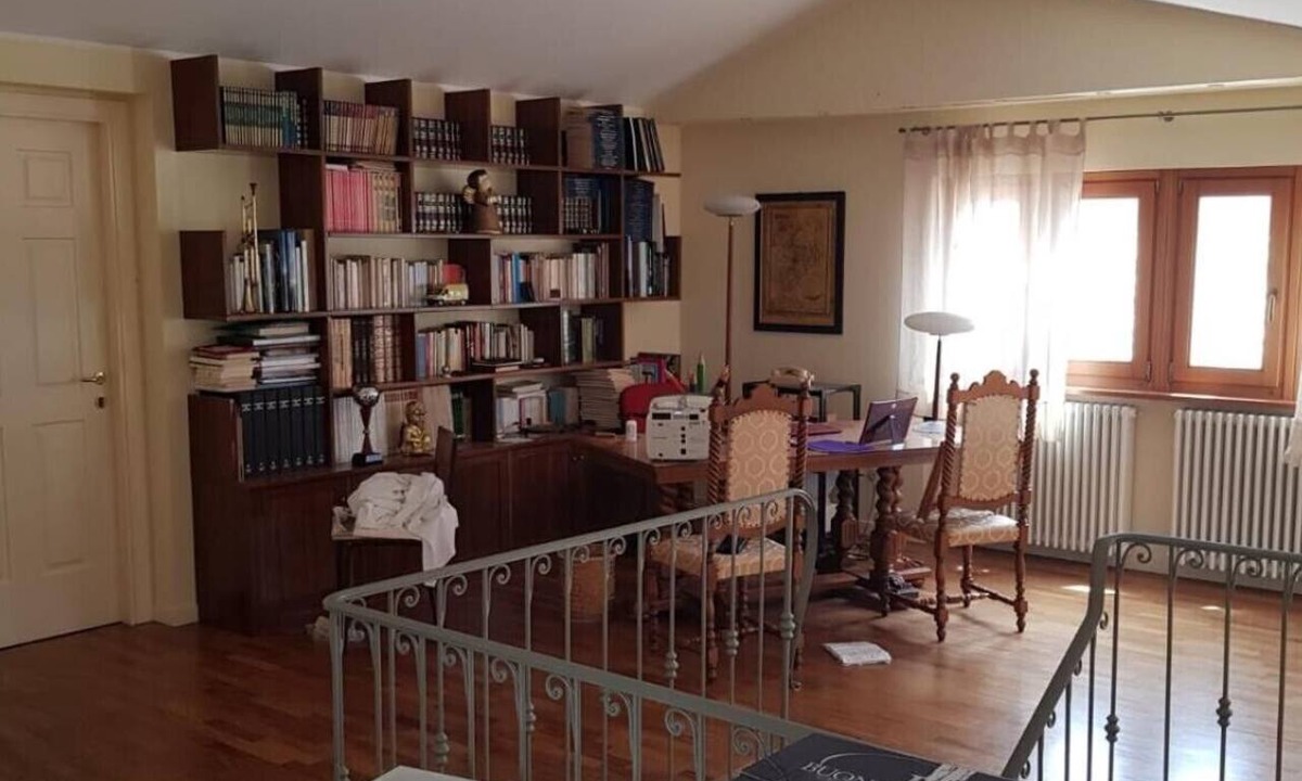 Atessa Apartment | "Sul corso" Atessa Elegant Two-Story Apartment for 9 Guests