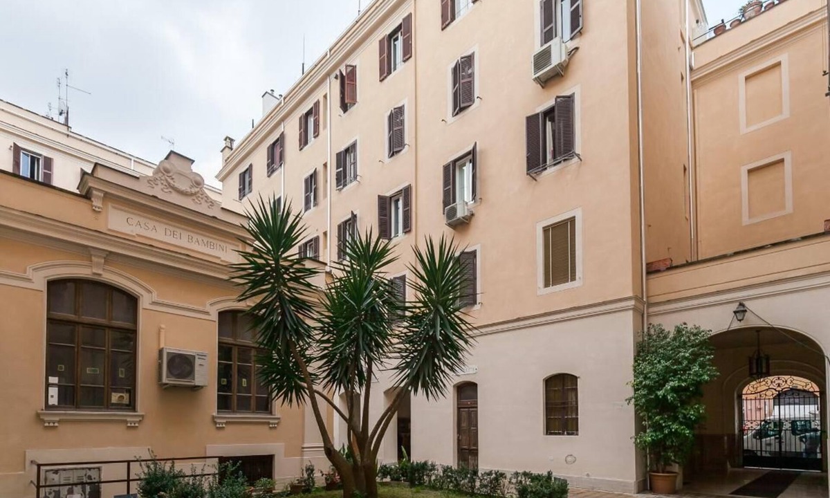 Testaccio Apartment | Sunny Testaccio Beautiful apartment