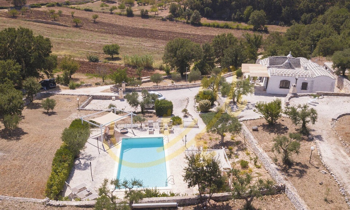 Martina Franca Villa | TD Trulli Altura with Pool & Stunning Sunsets