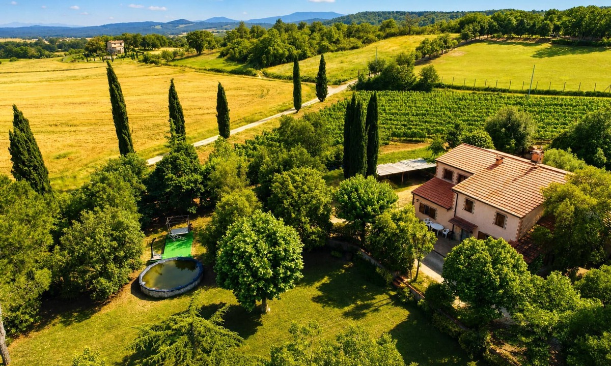 Roccastrada Villa | Tenuta Di Litiano Villa with Garden and Pool, Roccastrada, Italy