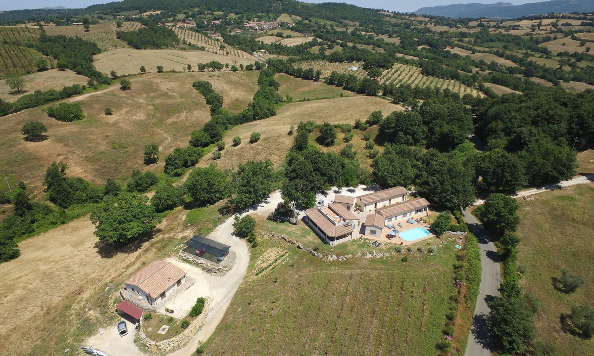 Semproniano House | Terme di Saturnia Country House La Meria