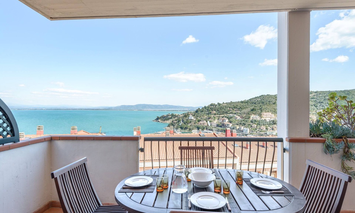 Porto Santo Stefano Apartment | Terrace - Sea View - By LinkHouses