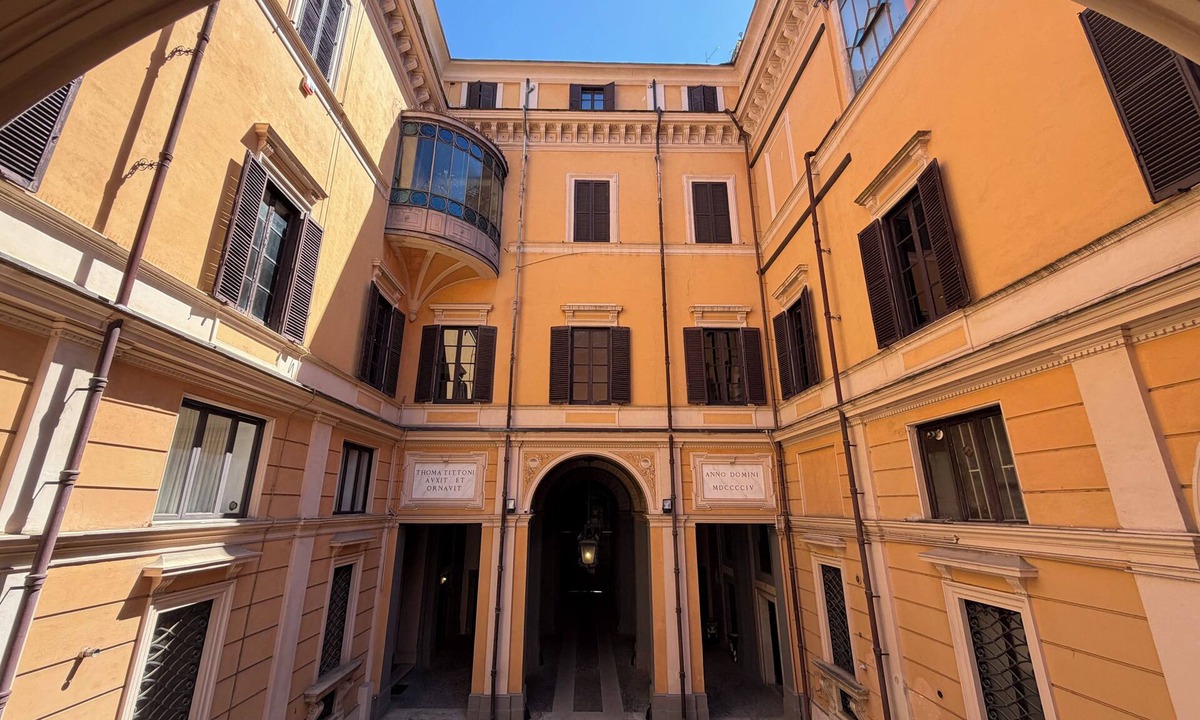Repubblica Apartment | TREVI DUCAL PALACE III