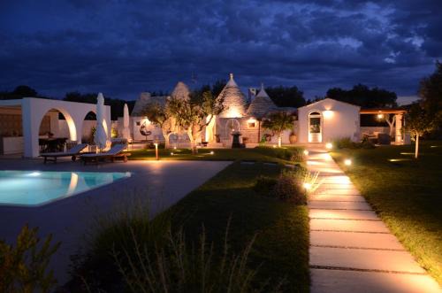 Castellana Grotte House | Trulli di V E N E R E