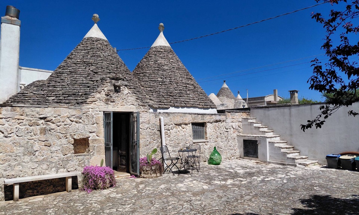 Martina Franca Villa | Trullo Genista with Private Pool in the Golden Triangle, Puglia Italy