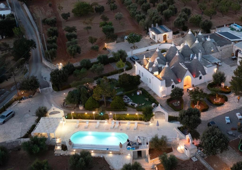 Specchiaruzzo Apartment | Trullo il Focolare in Masseria