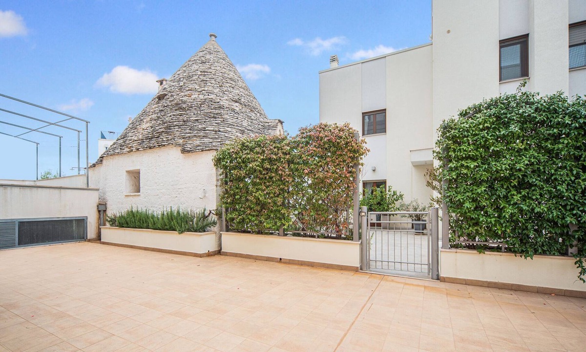 Alberobello Cottage | Trullo in Alberobello with Private Garden