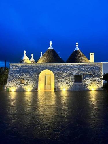 Specchiaruzzo House | Trullo in vigna