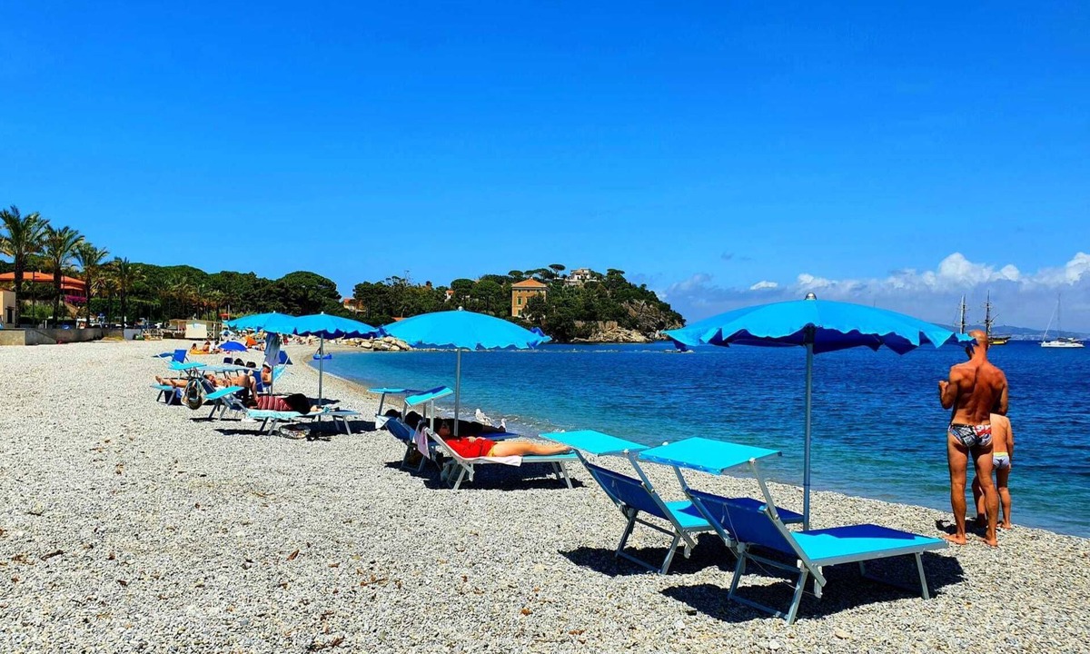 Cavo Apartment | Vacation Apartment "La Pergola al Cavo 18" with Sea View, Pool & Terrace