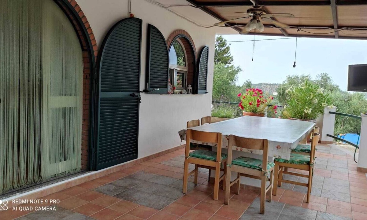 Chiesiola Villa | Vacation home with large outdoor spaces
