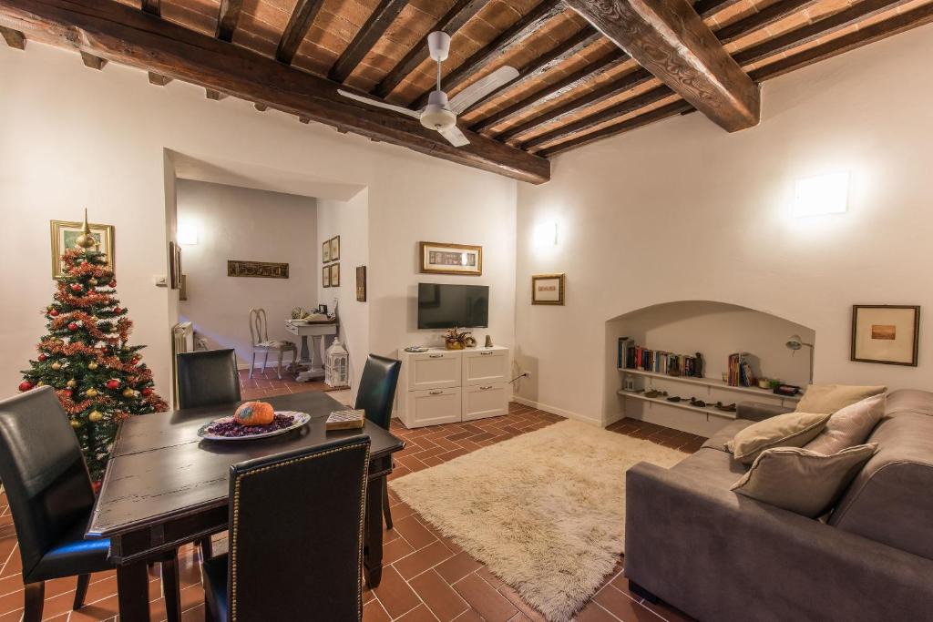 Todi Apartment | Vermaaten Boutique Suites Emerald