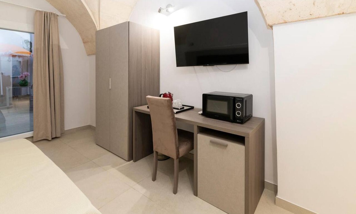 San Pancrazio Salentino House | Vie Del Salento - Susumaniello with Hot Tub