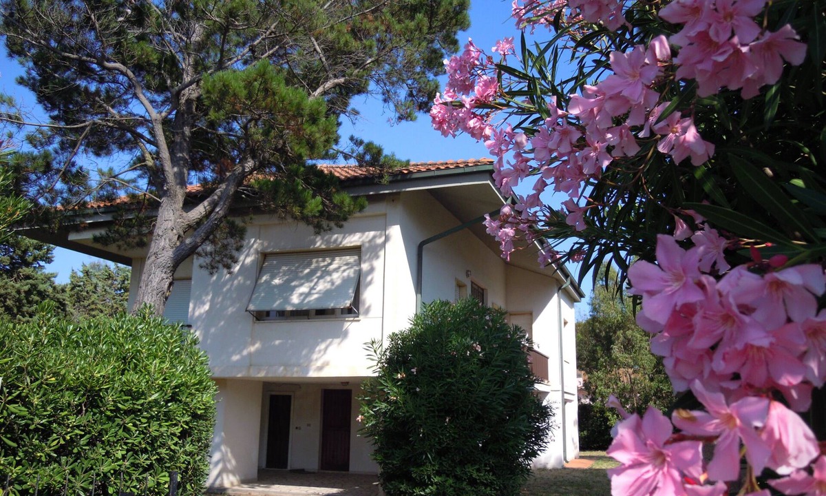 Giannella Villa | Villa 50 meters from the beach Giannella, large private garden