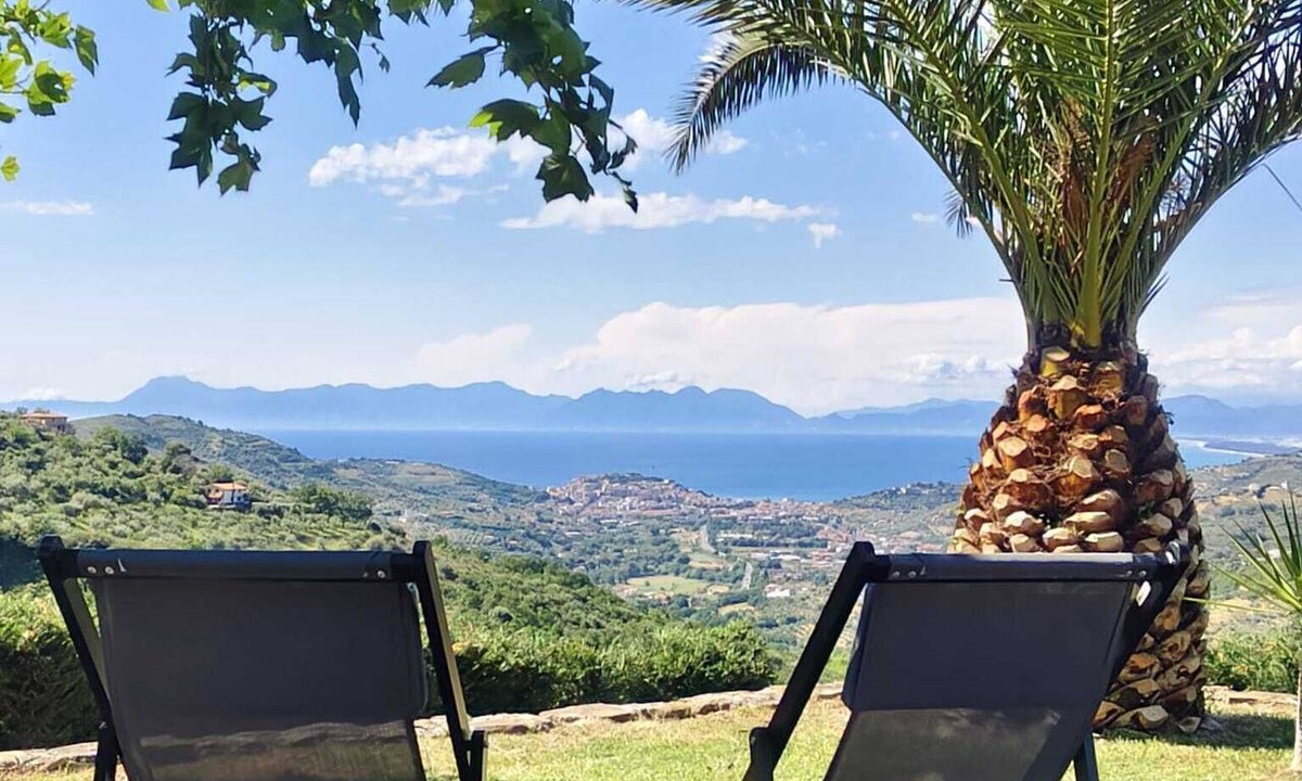 Laureana Cilento Ski Chalet | Villa Aurora "Chalet Panorama"