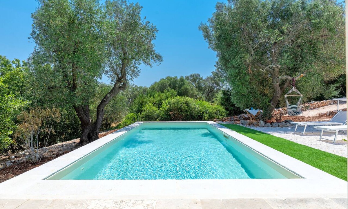 Fumarola Villa | Villa 'Casa Delle Fate' with Private Pool, Wi-Fi and Air Conditioning