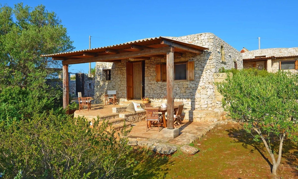 Marina San Gregorio Villa | Villa 'Casa Vite 2' with Sea View, Wi-Fi and Air Conditioning