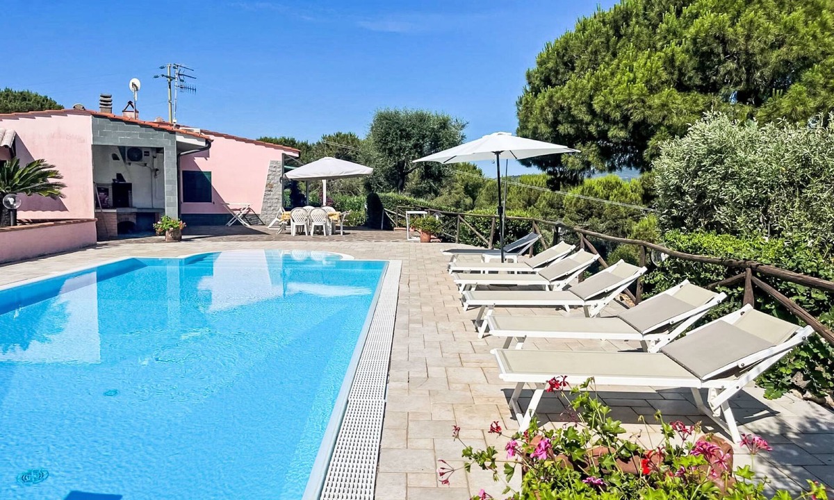 Madonna delle Grazie House | Villa Cecilia by Interhome