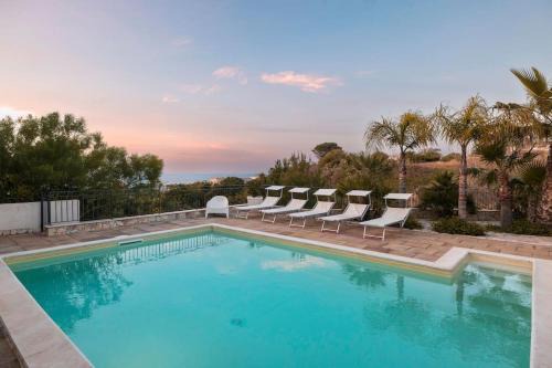 Alcamo Marina Villa | Villa con Piscina 150mt dal Mare 8 Posti OA